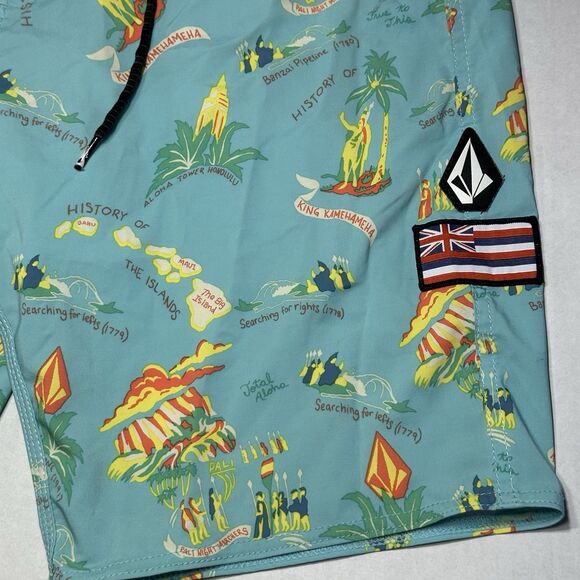 Volcom Board Shorts Mens Mod Tech Hawaii Swim Trunks Surf Beach UK Flag Size 31 - Picture 3 of 12